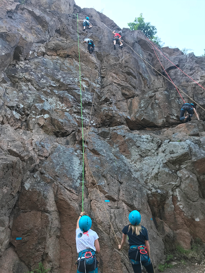 Sortie escalade jeunes chatel montagne darots